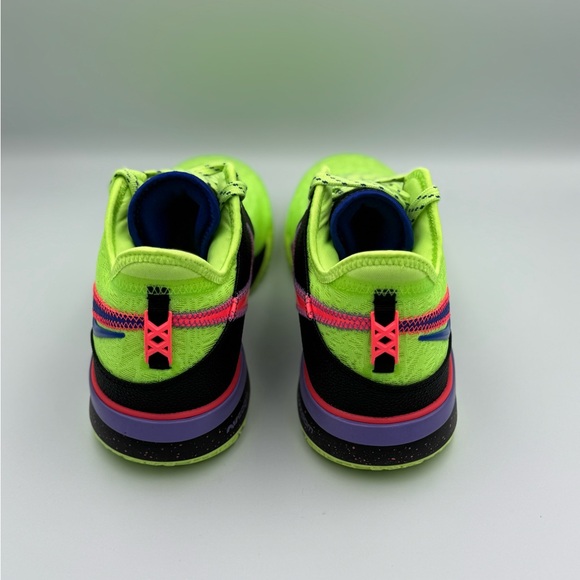 Nike Air Zoom LeBron NXXT Gen Glitch Size 10.5 Ghost Green Max Sku: DR8784300 - Picture 3 of 5